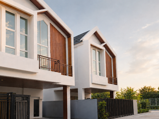 The Gables Ladprao–Ekkamai (Town in Town)