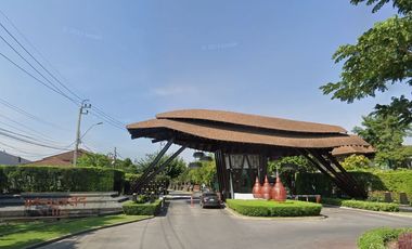 เศรษฐสิริ วัชรพล