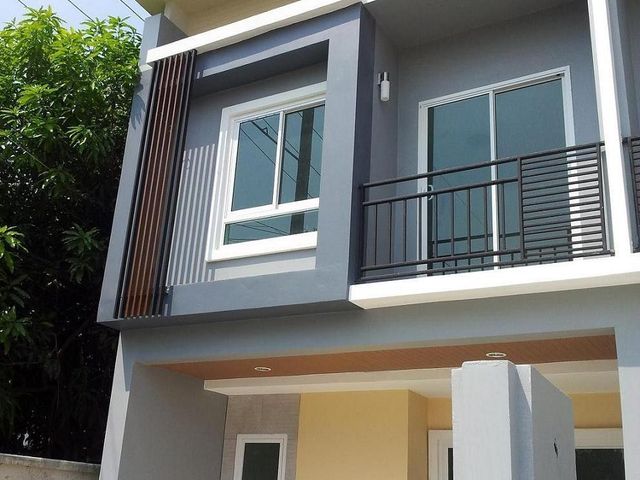 Sirirom Townhome