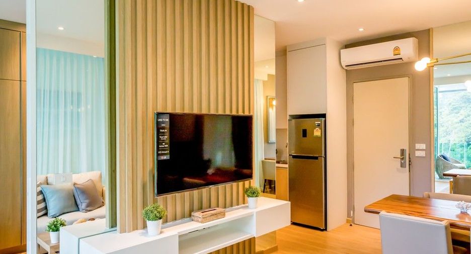 Grand Breeze Park Condotel
