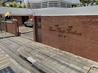 Ruam Rudee Penthouse