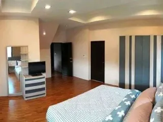 บ้านเพชรมณี