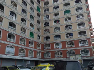 Niran Residence 8