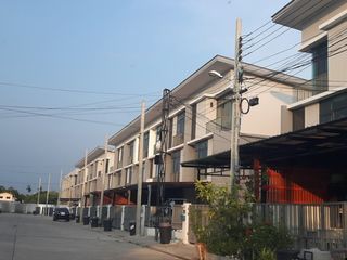 Pruksa Ville 68