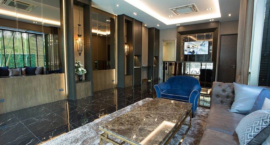 Di Erawan Condo