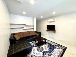 Jungle Apartment