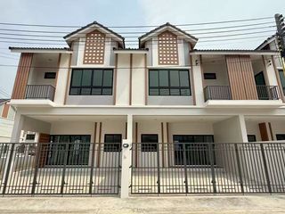 Zensiri town house