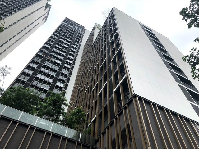 โนเบิล อราวน์ เทอร์ตี้ทรี