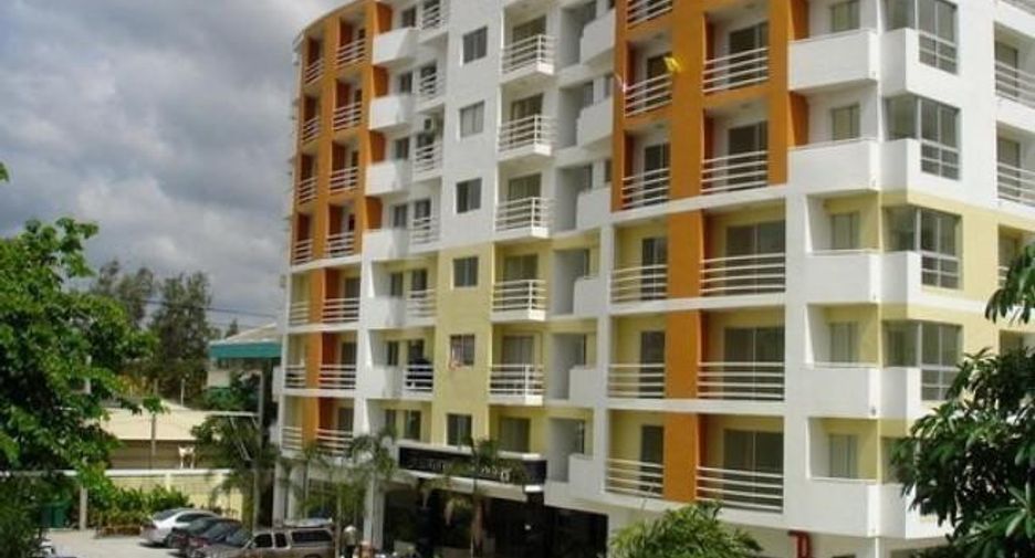 Ussakan Place Twin Condo