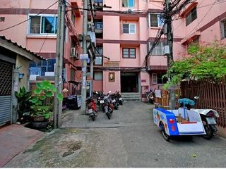 Sombat Condominium