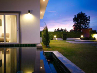 Le Reve Valley Pool Villa 华欣