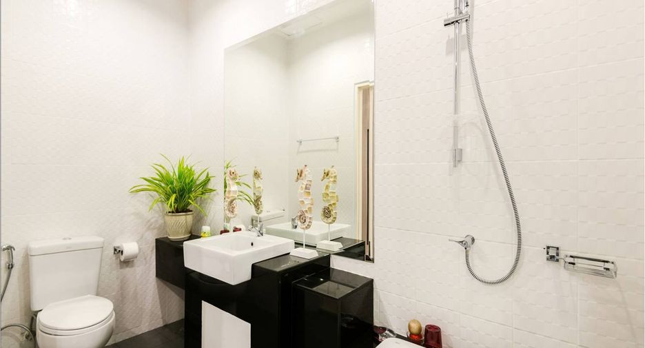 CHIC Condominium @ Kamala