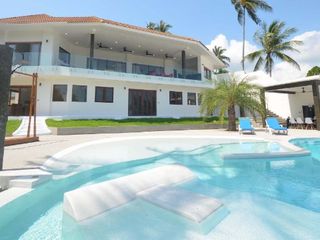 Dreamland Villas