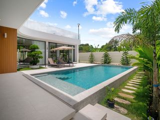 Sinara Pool Villa