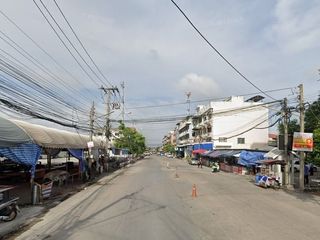 Lanthong Tiwanon-Pak Kret