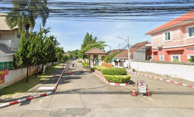 หมู่บ้านแสงเพรช