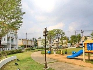 Golden City Pinklao - Jarunsanitwong