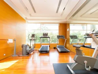 Hampton Thonglor 10
