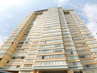 Hampton Thonglor 10