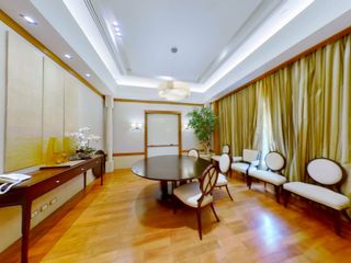 Hampton Thonglor 10