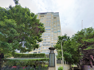 Hampton Thonglor 10