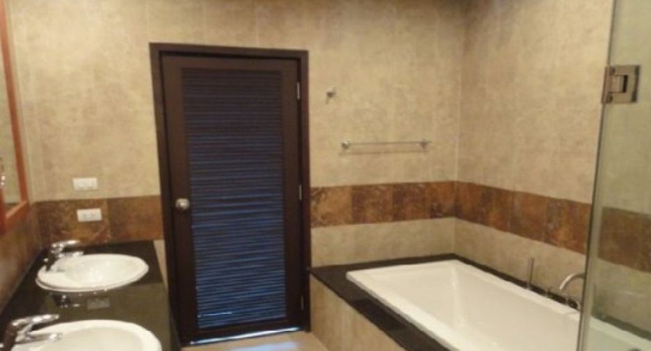 The Heritage Suites