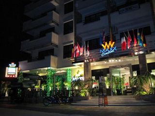 Maxx City Condotel
