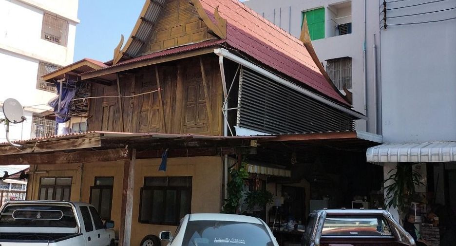 Somsri Apartment