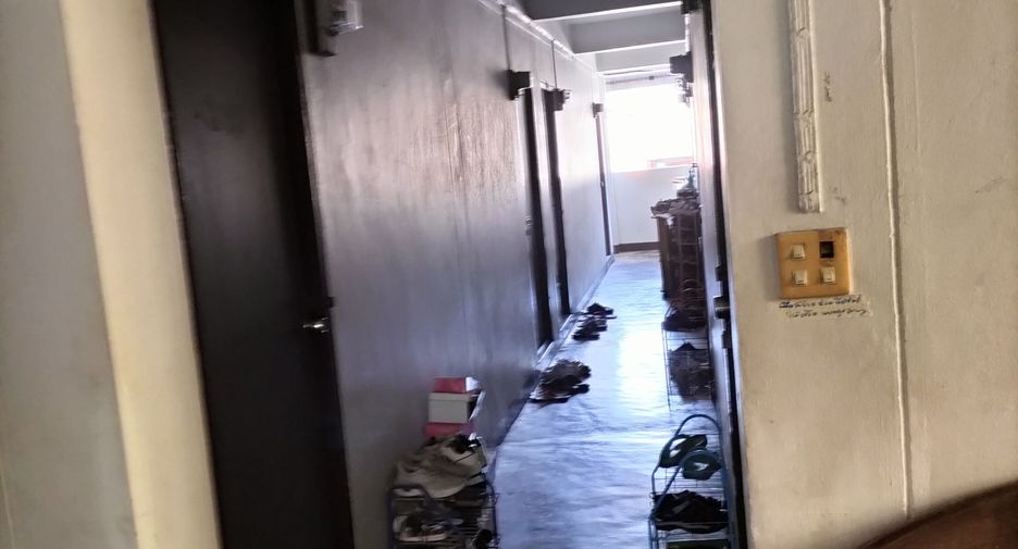 Somsri Apartment