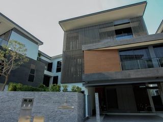 ดิ ออเนอร์