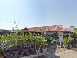 บ้านสว่างนคร