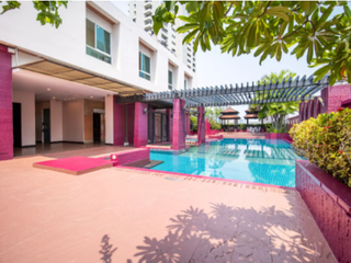 AP Suites Sukhumvit 33