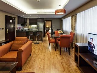 Rembrandt Sukhumvit