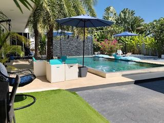 Nischada Pool Villa