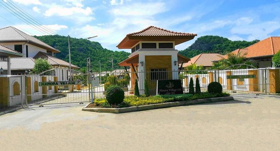 Manora Village III