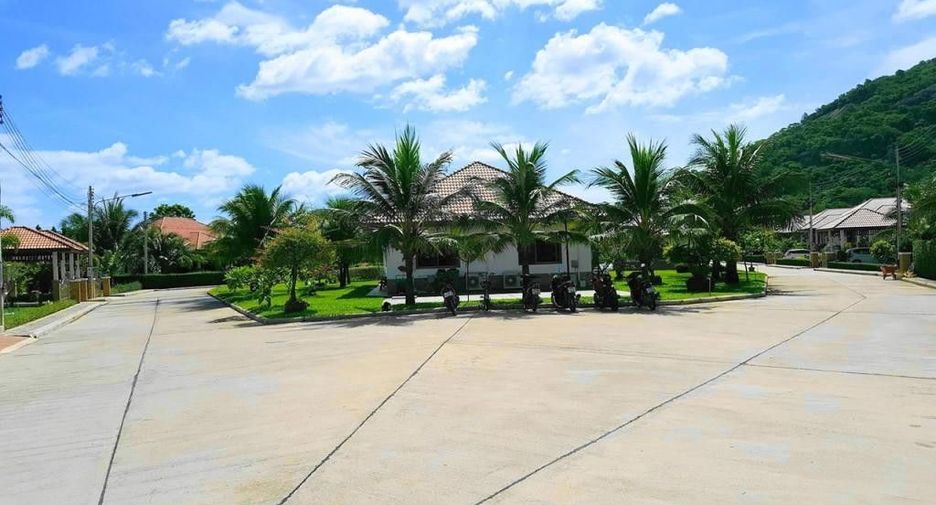 Manora Village III