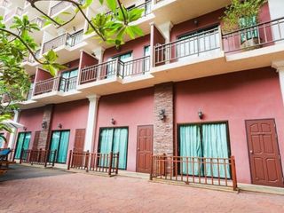 迈克兰花度假村芭堤雅