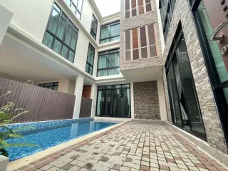 Em Villa's Compound