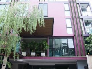 Varrzon Residence Sukhumvit 36