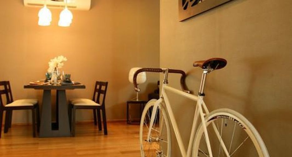 Wora Sukhumvit 49