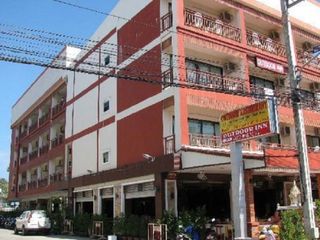 Outdoor Inn Kata