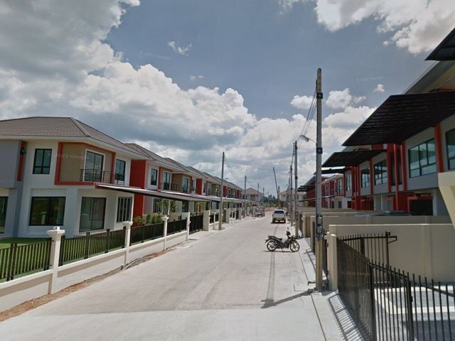 Serene Sritrang