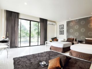 Hillside Country Home Golf & Resort