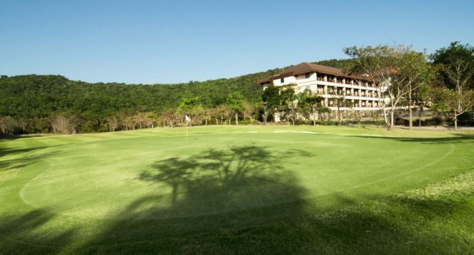 Hillside Country Home Golf & Resort