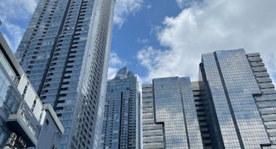 CHAMNAN PHENJATI BUSINESS CENTER