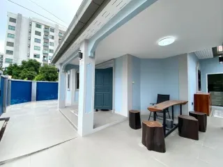Grand T.W. Home 1