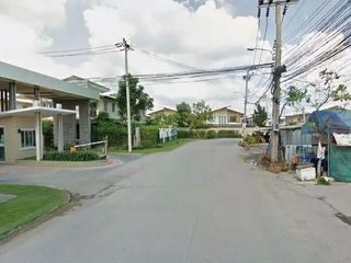 พฤกษาปูริ ชานบัว