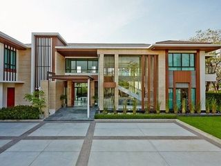 Navatanee Residence