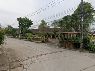 ศักดิ์สายธารเพลส