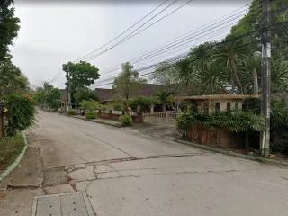 ศักดิ์สายธารเพลส